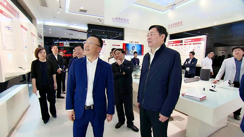 在线精品亚洲一区二区绿巨人