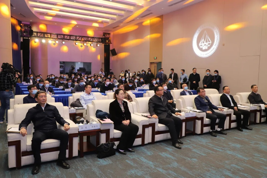 在线精品亚洲一区二区绿巨人