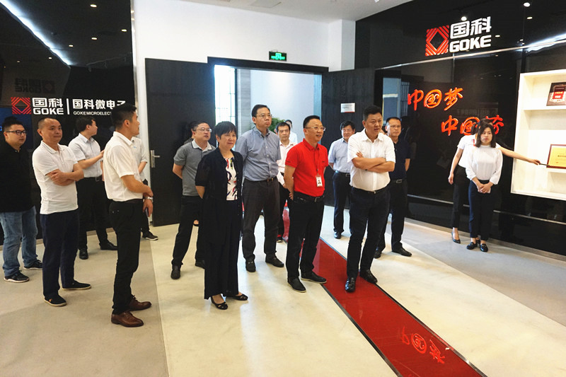 在线精品亚洲一区二区绿巨人