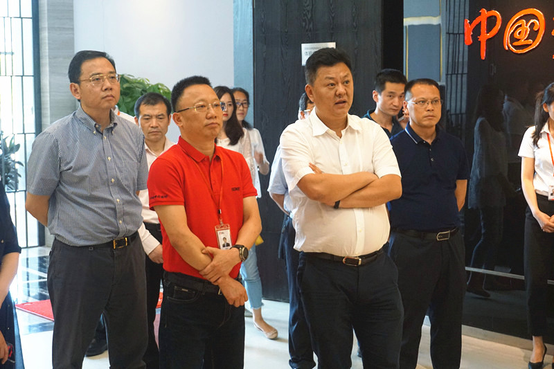 在线精品亚洲一区二区绿巨人