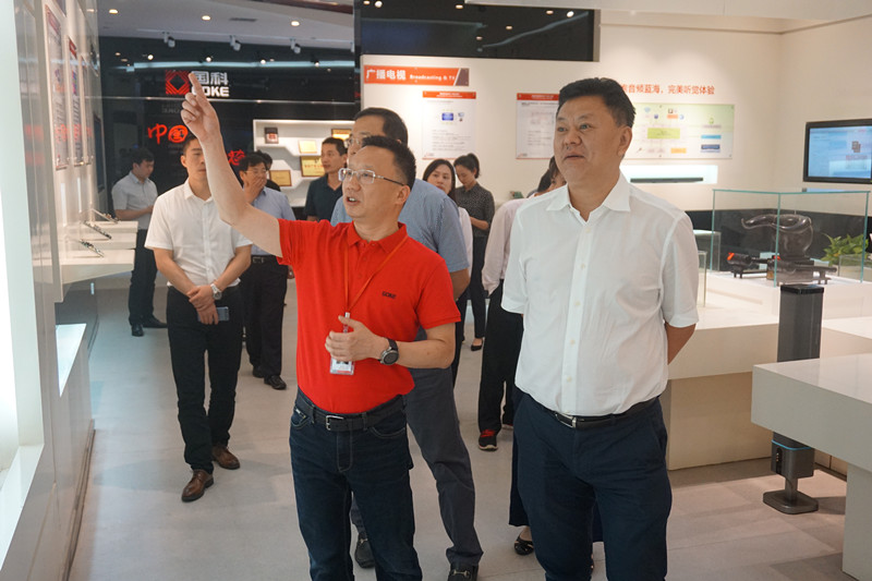 在线精品亚洲一区二区绿巨人