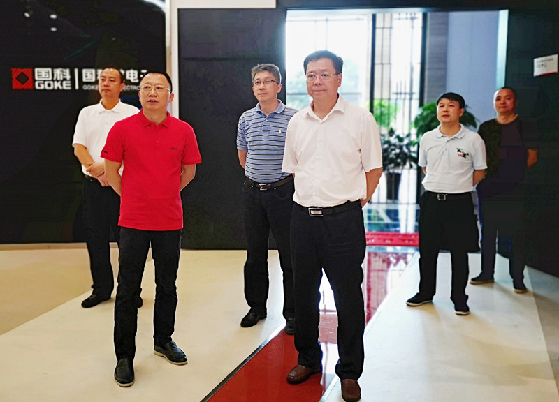 在线精品亚洲一区二区绿巨人