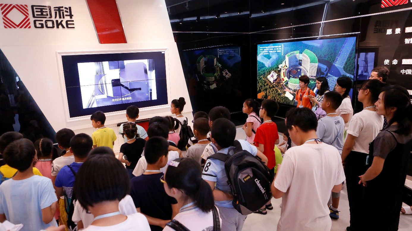 在线精品亚洲一区二区绿巨人