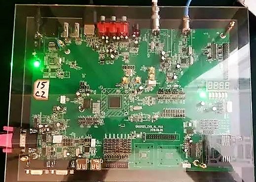 在线精品亚洲一区二区绿巨人