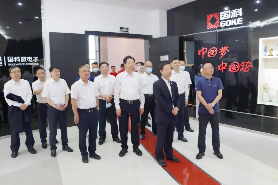 在线精品亚洲一区二区绿巨人